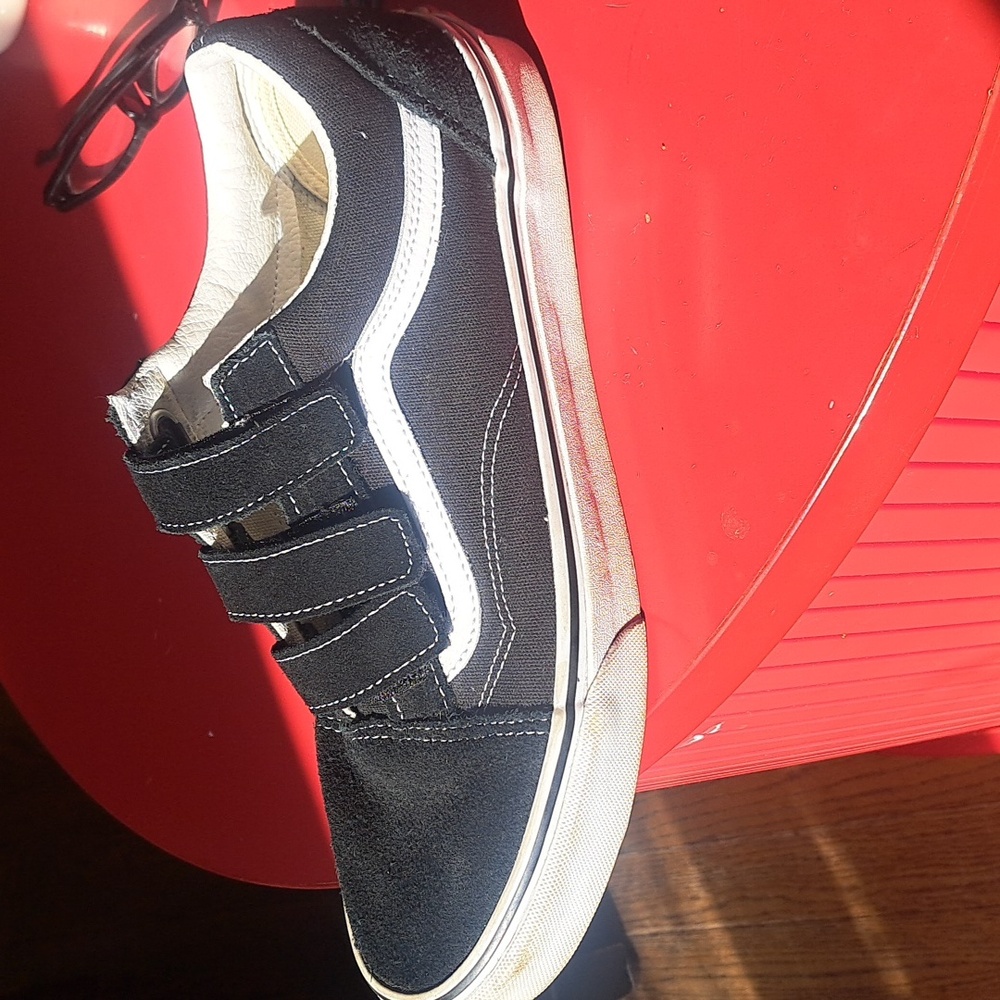 Mens Vans Old Skool V Suede Canvas Shoe, Size 10 Black & White